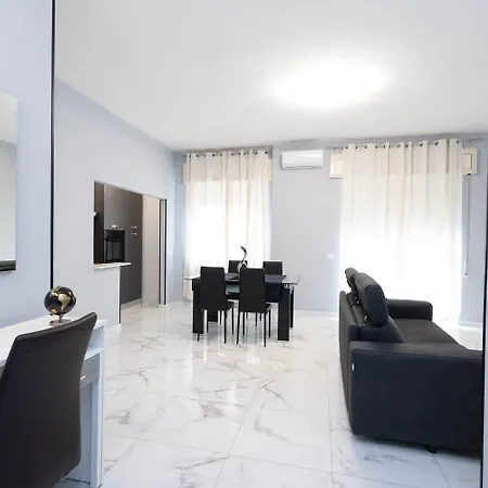 Cf Luxury House